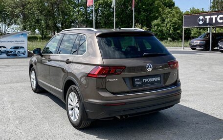 Volkswagen Tiguan II, 2017 год, 2 459 000 рублей, 7 фотография