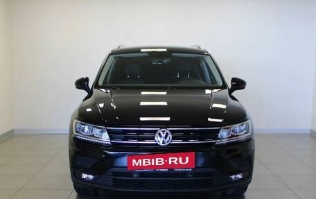 Volkswagen Tiguan II, 2017 год, 2 799 000 рублей, 3 фотография