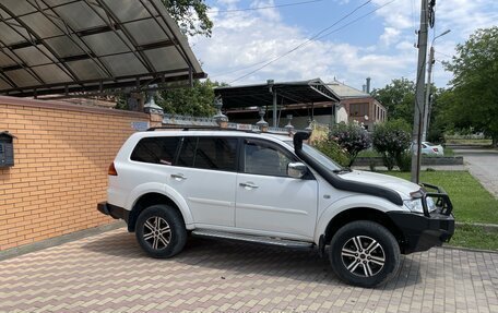 Mitsubishi Pajero Sport II рестайлинг, 2013 год, 2 250 000 рублей, 3 фотография