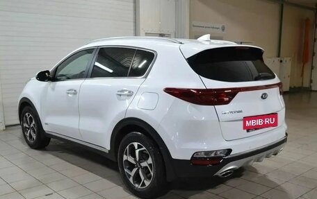 KIA Sportage IV рестайлинг, 2018 год, 2 461 000 рублей, 8 фотография