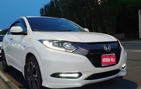 Honda Vezel, 2014 год, 1 685 000 рублей, 1 фотография