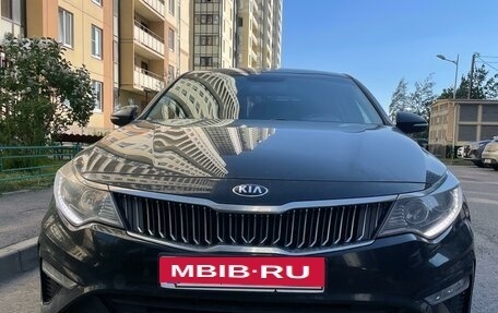 KIA Optima IV, 2019 год, 1 900 000 рублей, 2 фотография