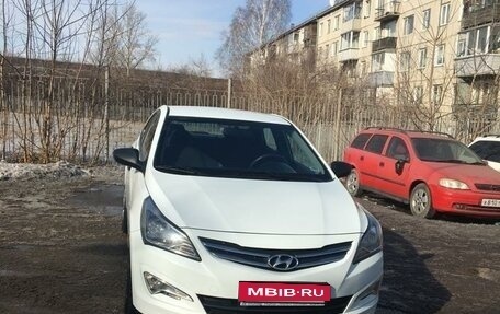 Hyundai Solaris II рестайлинг, 2014 год, 950 000 рублей, 4 фотография