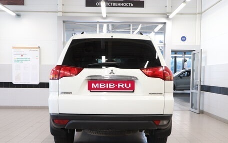 Mitsubishi Pajero Sport II рестайлинг, 2011 год, 1 850 000 рублей, 7 фотография
