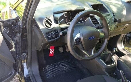 Ford Fiesta, 2015 год, 700 000 рублей, 4 фотография
