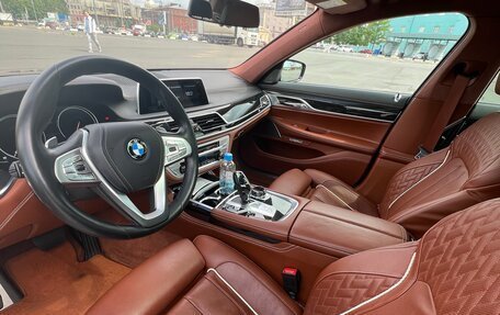 BMW 7 серия, 2016 год, 4 900 000 рублей, 8 фотография