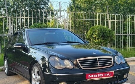 Mercedes-Benz C-Класс, 2005 год, 600 000 рублей, 7 фотография