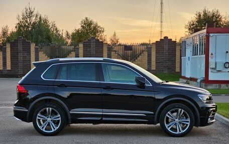 Volkswagen Tiguan II, 2019 год, 4 150 000 рублей, 2 фотография