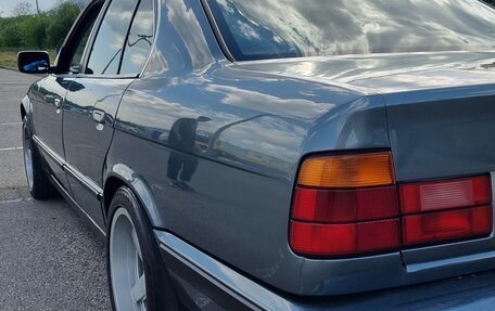 BMW 5 серия, 1988 год, 1 250 000 рублей, 4 фотография