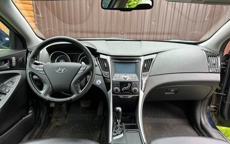 Hyundai Sonata VI, 2012 год, 1 500 000 рублей, 12 фотография