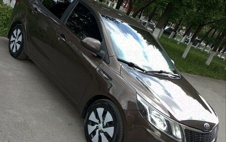 KIA Rio III рестайлинг, 2014 год, 820 000 рублей, 2 фотография