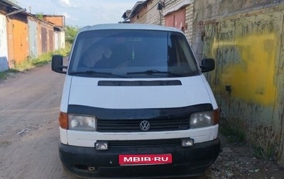 Volkswagen Transporter T4, 2000 год, 730 000 рублей, 1 фотография