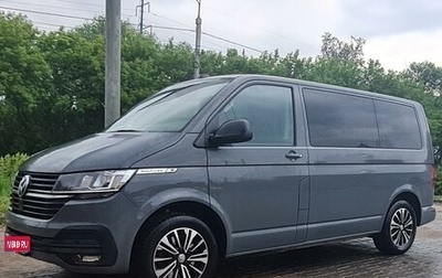 Volkswagen Multivan T6 рестайлинг, 2020 год, 4 289 000 рублей, 1 фотография