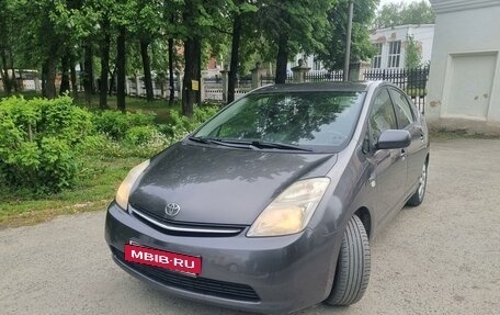 Toyota Prius, 2008 год, 869 000 рублей, 3 фотография