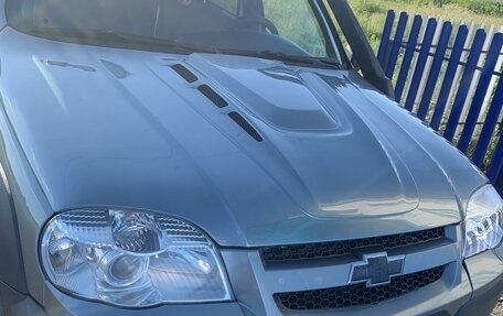 Chevrolet Niva I рестайлинг, 2016 год, 810 000 рублей, 3 фотография