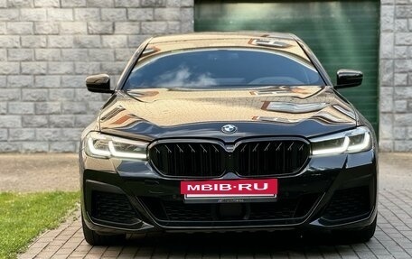 BMW 5 серия, 2020 год, 7 299 999 рублей, 2 фотография