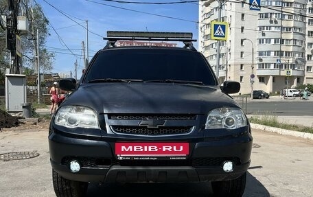 Chevrolet Niva I рестайлинг, 2010 год, 600 000 рублей, 3 фотография