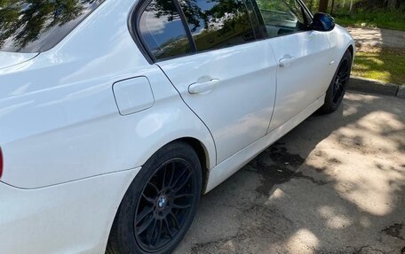 BMW 3 серия, 2008 год, 750 000 рублей, 2 фотография