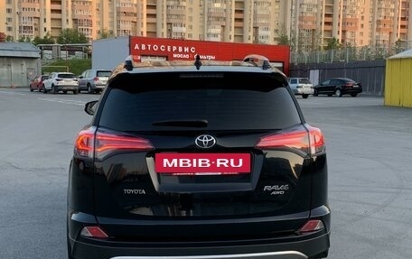 Toyota RAV4, 2017 год, 3 000 000 рублей, 5 фотография