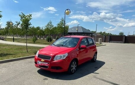 Chevrolet Aveo III, 2010 год, 697 000 рублей, 2 фотография