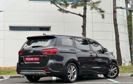 KIA Carnival III, 2020 год, 2 598 000 рублей, 7 фотография