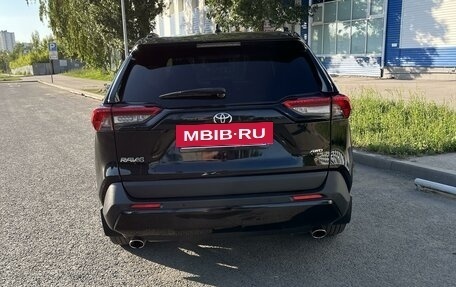 Toyota RAV4, 2020 год, 3 900 000 рублей, 3 фотография