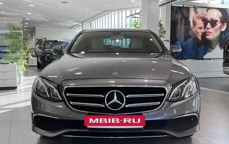 Mercedes-Benz E-Класс, 2020 год, 3 697 000 рублей, 2 фотография