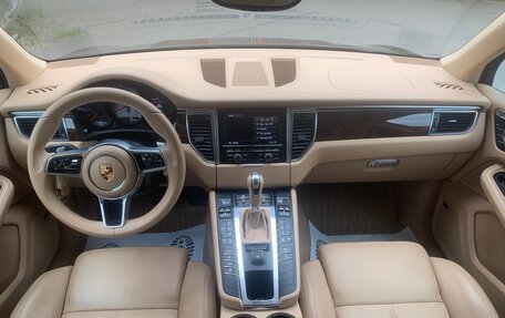 Porsche Macan I рестайлинг, 2014 год, 3 650 000 рублей, 17 фотография