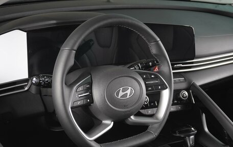 Hyundai Elantra, 2024 год, 2 699 000 рублей, 12 фотография