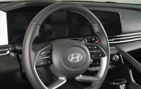 Hyundai Elantra, 2023 год, 2 599 000 рублей, 12 фотография