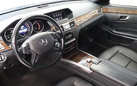 Mercedes-Benz E-Класс, 2014 год, 2 450 000 рублей, 16 фотография