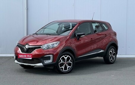 Renault Kaptur I рестайлинг, 2019 год, 1 749 000 рублей, 1 фотография