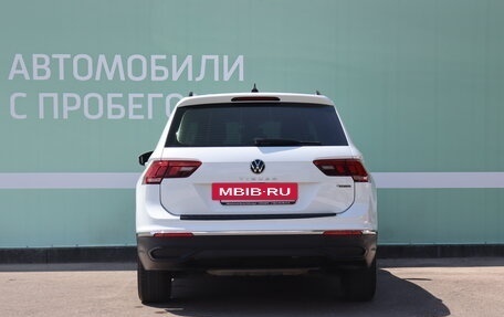 Volkswagen Tiguan II, 2021 год, 3 890 000 рублей, 5 фотография