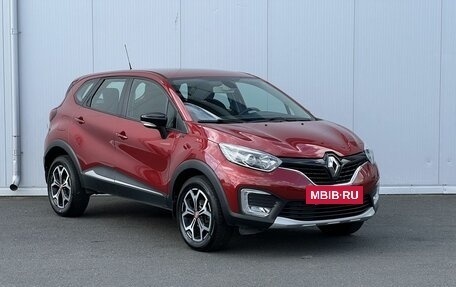 Renault Kaptur I рестайлинг, 2019 год, 1 749 000 рублей, 3 фотография