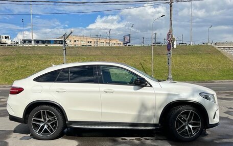 Mercedes-Benz GLE Coupe, 2017 год, 4 950 000 рублей, 2 фотография