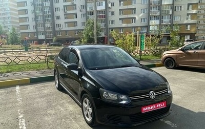 Volkswagen Polo VI (EU Market), 2013 год, 700 000 рублей, 1 фотография