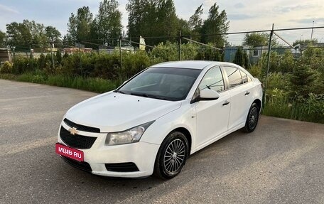 Chevrolet Cruze II, 2011 год, 645 000 рублей, 1 фотография