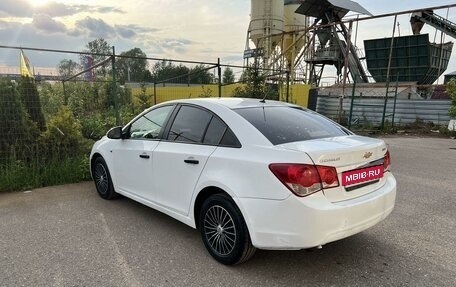 Chevrolet Cruze II, 2011 год, 645 000 рублей, 2 фотография