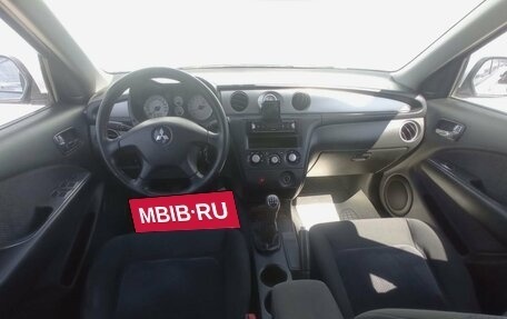 Mitsubishi Outlander III рестайлинг 3, 2006 год, 719 000 рублей, 9 фотография