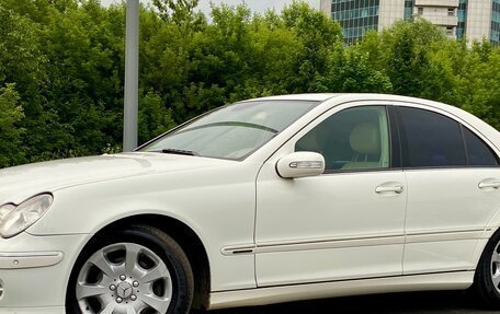 Mercedes-Benz C-Класс, 2005 год, 990 000 рублей, 3 фотография