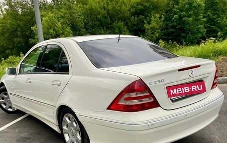 Mercedes-Benz C-Класс, 2005 год, 990 000 рублей, 6 фотография