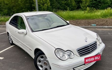 Mercedes-Benz C-Класс, 2005 год, 990 000 рублей, 7 фотография