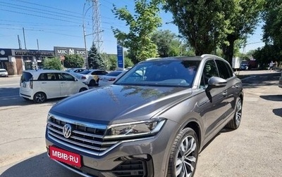 Volkswagen Touareg III, 2018 год, 5 300 000 рублей, 1 фотография