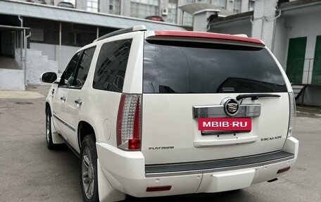 Cadillac Escalade III, 2011 год, 2 245 000 рублей, 5 фотография