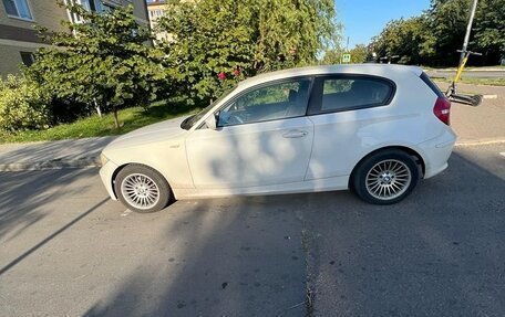 BMW 1 серия, 2011 год, 932 000 рублей, 7 фотография