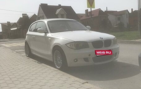 BMW 1 серия, 2011 год, 932 000 рублей, 8 фотография