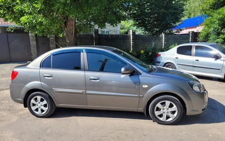 KIA Rio II, 2010 год, 688 000 рублей, 3 фотография