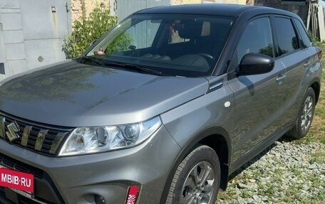 Suzuki Vitara II рестайлинг, 2020 год, 2 370 000 рублей, 1 фотография