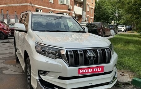 Toyota Land Cruiser Prado 150 рестайлинг 2, 2018 год, 5 000 000 рублей, 1 фотография