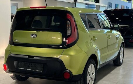 KIA Soul II рестайлинг, 2015 год, 1 549 900 рублей, 5 фотография